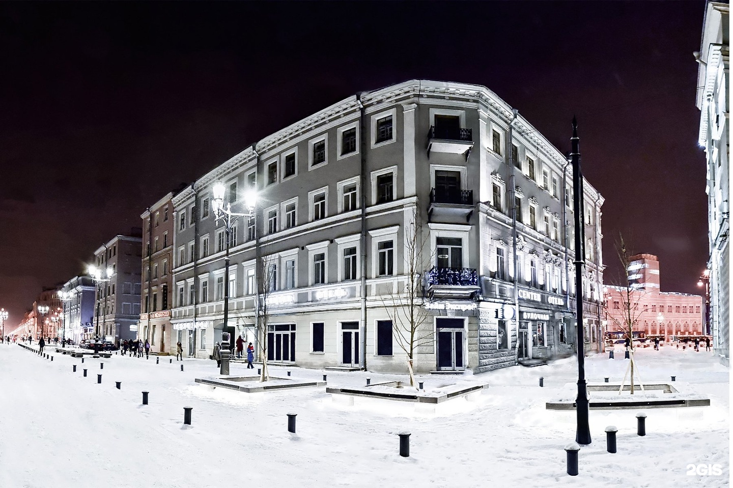 Sv grand hotel. Лотман отель Санкт-Петербург.