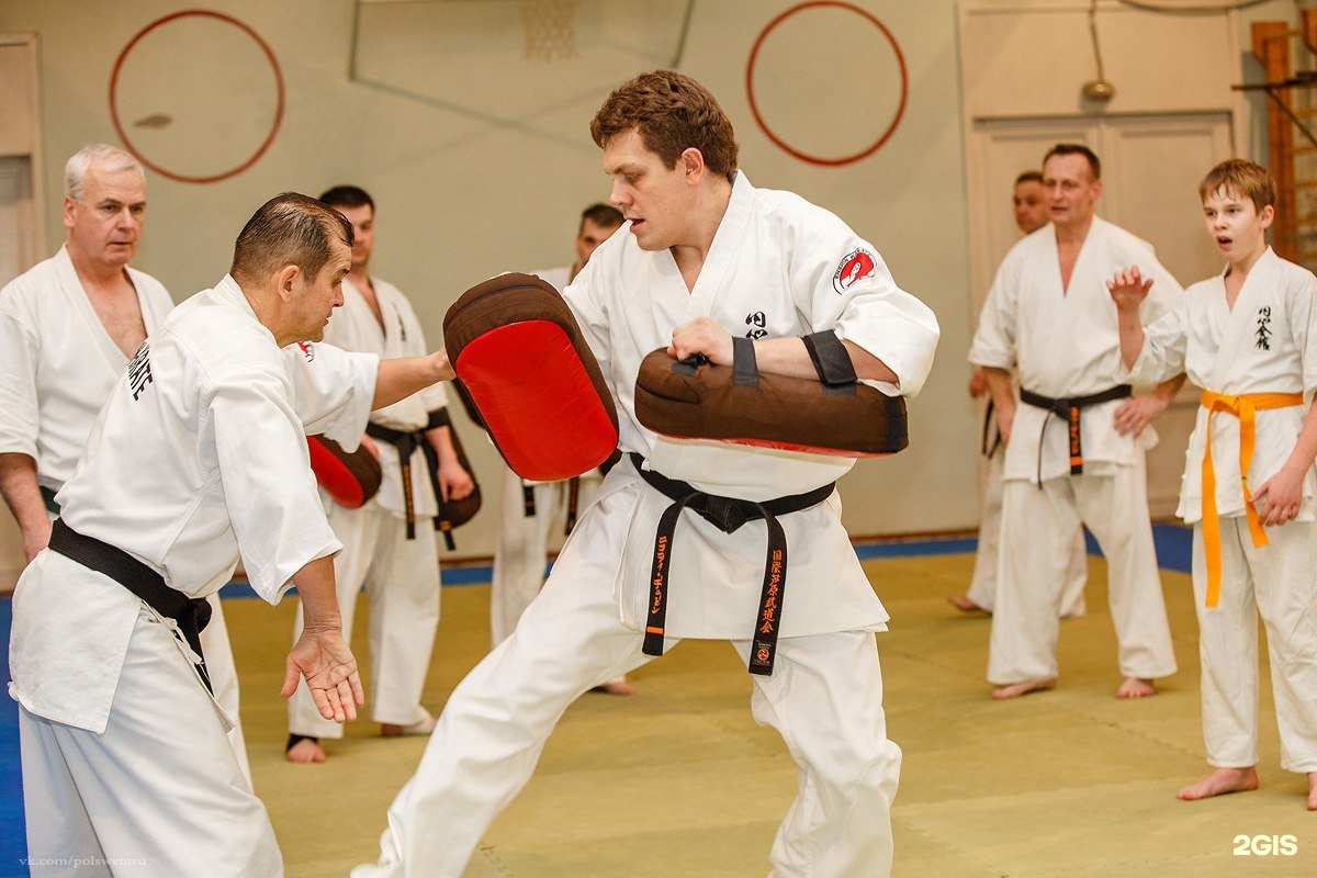 Муай тай тренировки. Алмаз клуб единоборств спб. Гвардия единоборства спб. Спортивный клуб гвардеец. Клуб единоборств петроград санкт-петербург.