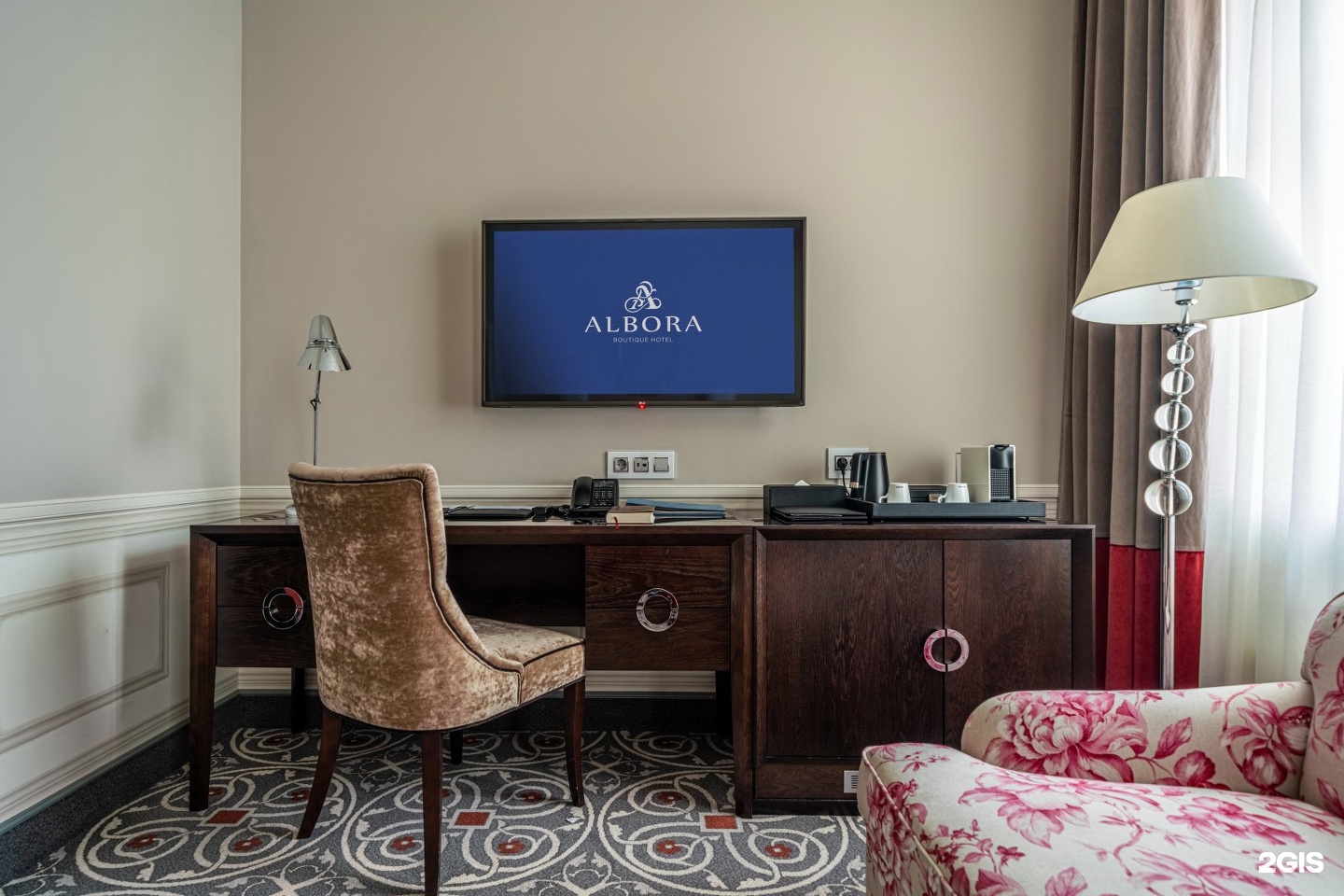 Albora boutique. Отель Albora Санкт-Петербург. Отель Албора в Санкт Петербурге ресторан. Бутик 59 Санкт-Петербург отель. Альбора номерной фонд.