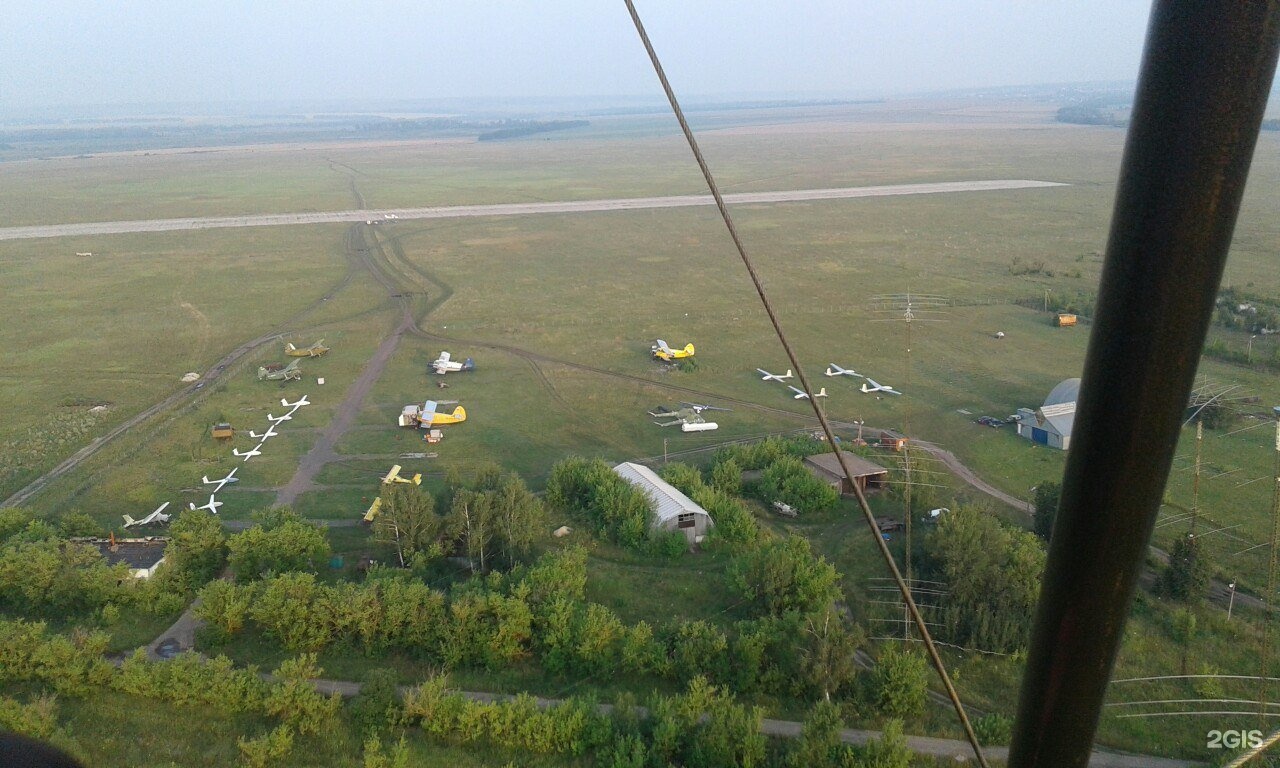 Аэродром сосновка. Аэродром Сосновка Пенза. Самолет на гонках в Пензе сегодня в Сосновке фото.