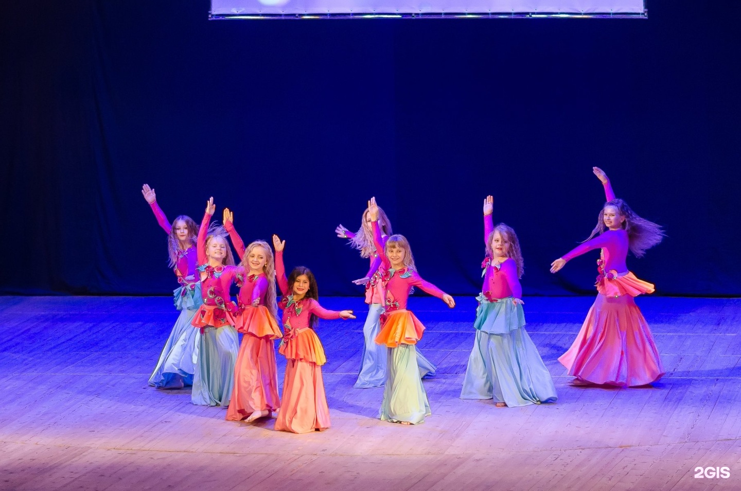 школа контемпорари танцев для детей. ютуб белгород танцы. белгород железнодорожная улица 133 dance life. латинские танцы белгород. школа восточный белгород.