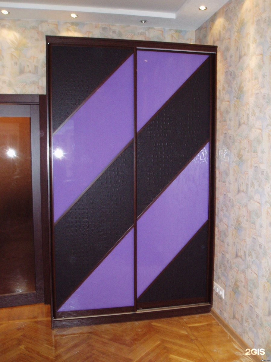 Шкаф купе фиолетовый