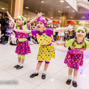 Фото от владельца FRIENDS, школа танцев