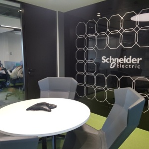 Фото от владельца Schneider Electric Казахстан, торговая фирма