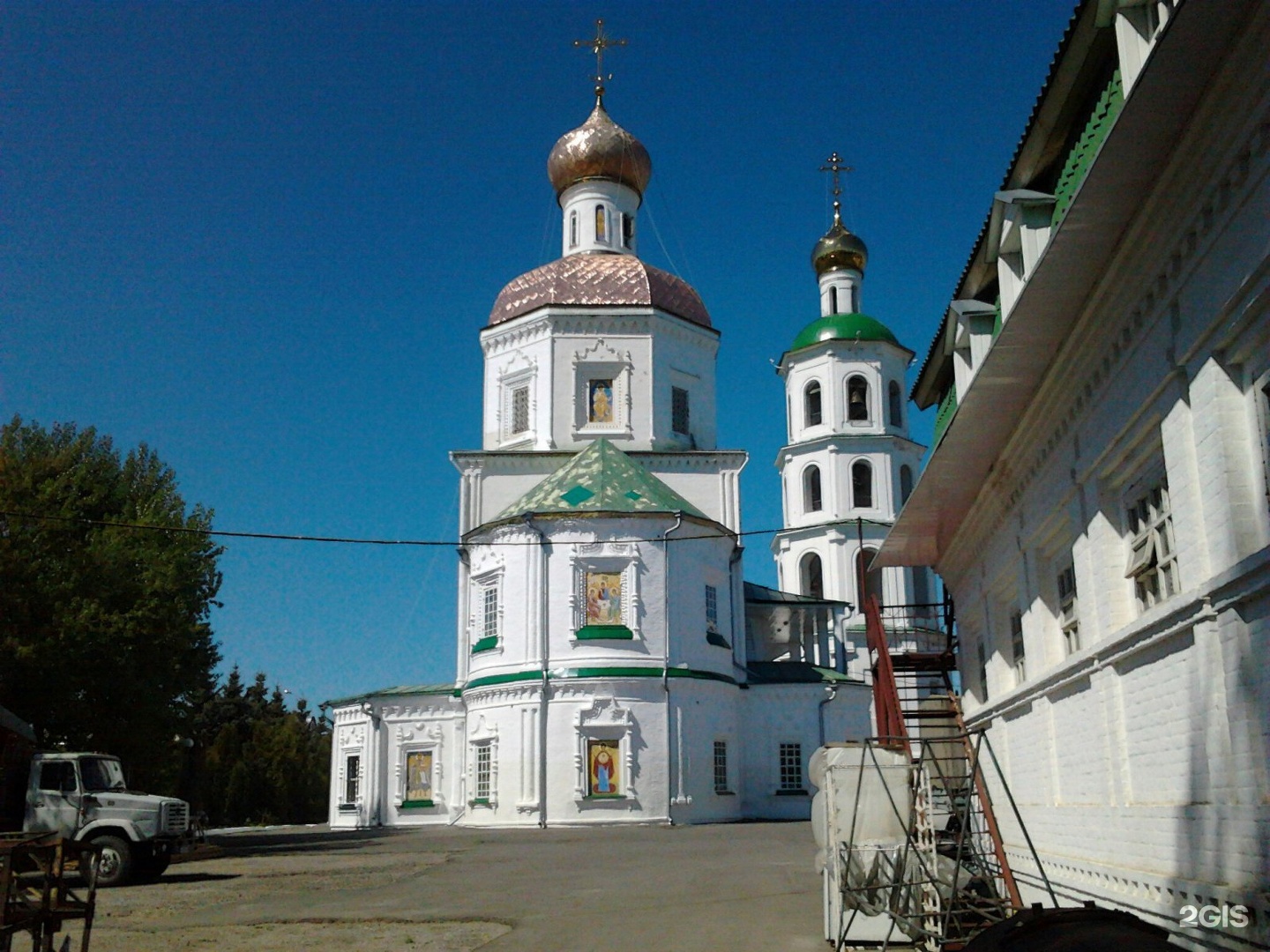 Вознесенский храм Йошкар Ола. Храм Вознесения Господня Екатеринбург. Вознесенский храм Йошкар Ола пивзавод.