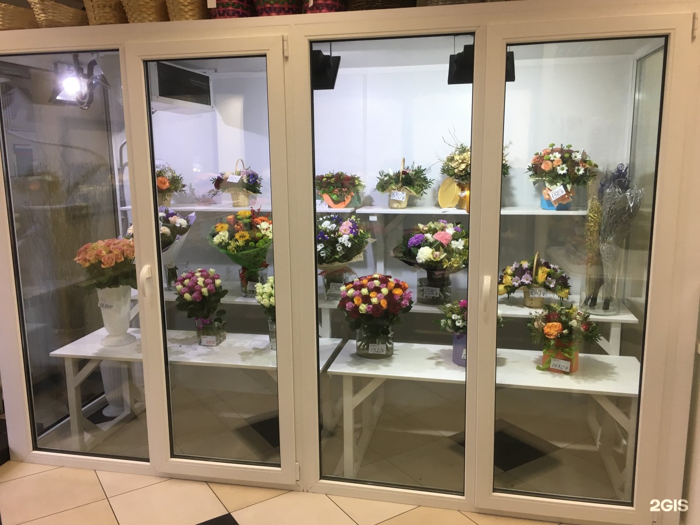 Купить Искусственные Цветы В Курске База Ласточка