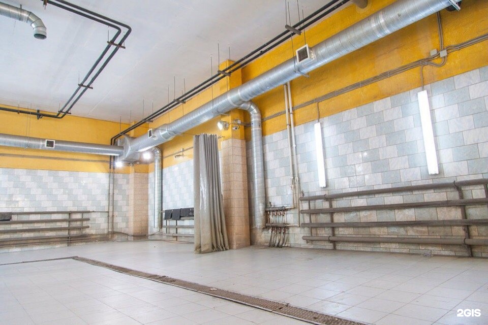 Свердловская область екатеринбург улица вилонова 45м автоекб66ру. Екатеринбург, улица Вилонова, 45е. Шато Леон Екатеринбург улица Вилонова 45е. Вилонова 45 Екатеринбург. Вилонова 45 литер е.