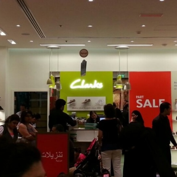 clarks mall of the emirates