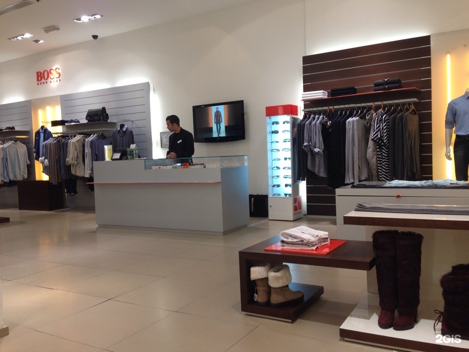 hugo boss emirates mall