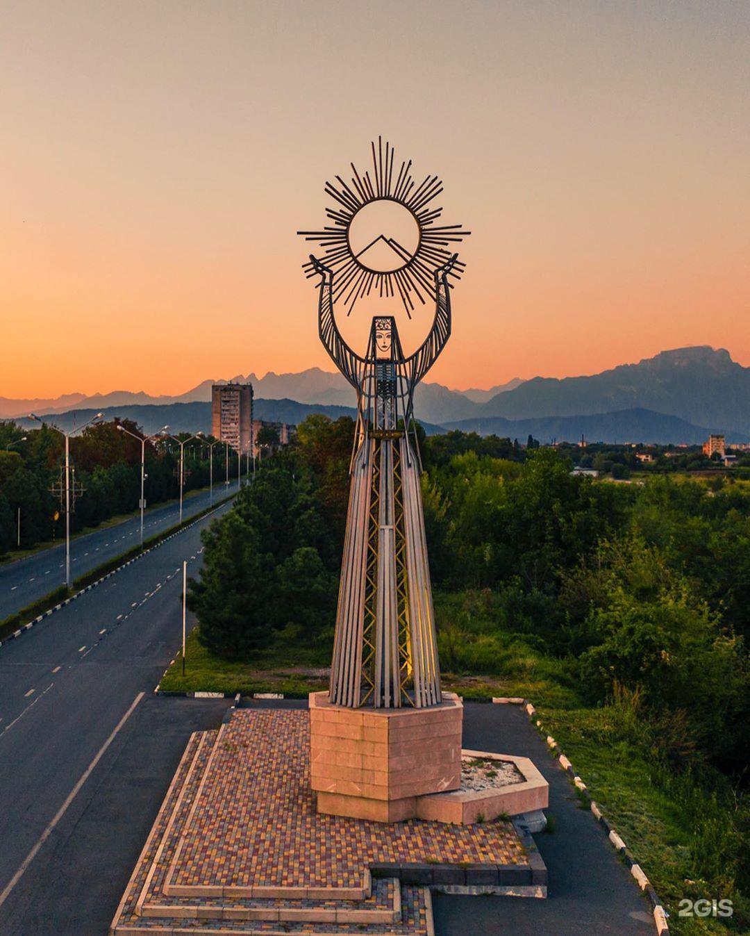 Памятник ыатиме Владикавказ