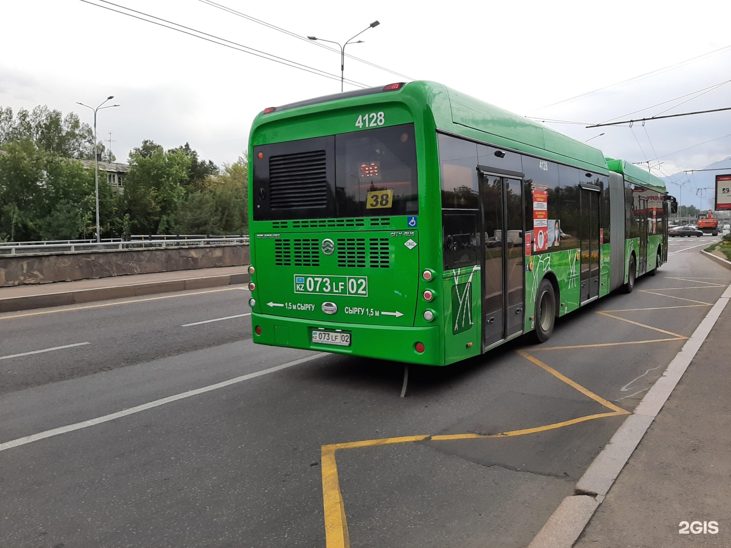 38 автобус изменения. Автобус 38 мест. 121 Автобус. 79 Автобус маршрут Алматы. Jdw121 автобус Казахстан.