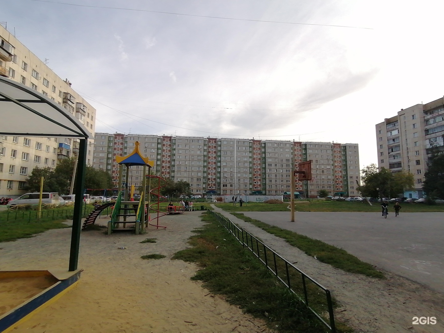 Новороссийская 49. Новороссийская 47б Челябинск. Новороссийская 44 Челябинск фото. Челябинск Новороссийская 88 дом год.