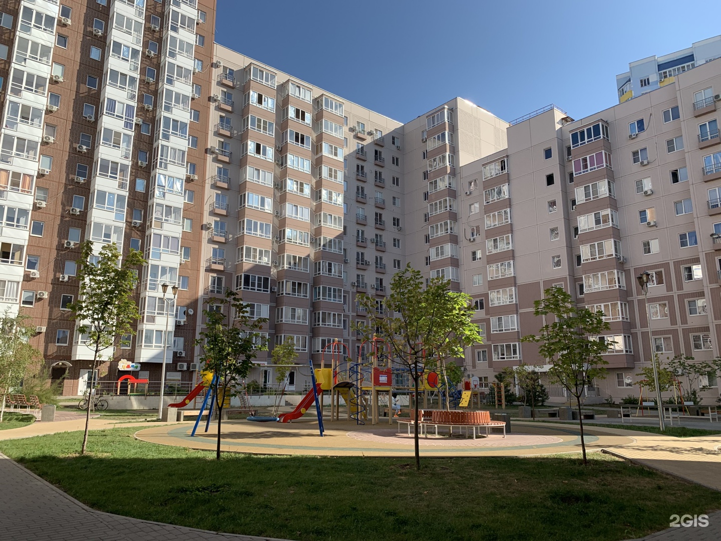 ростовская 60. вавилова 60 ростов на дону. холл гринвич на пушкинской. ростовская 60. ростовская 60.