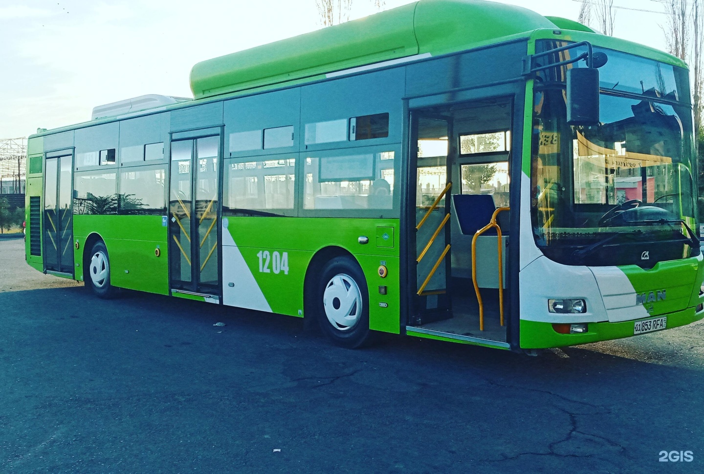 Остановки 131 автобуса. Ташкент автобусы ман. Tashkent Buses 131 Yutong гармошка. Городской автобус Ташкент. Автобус ман в Узбекистане.