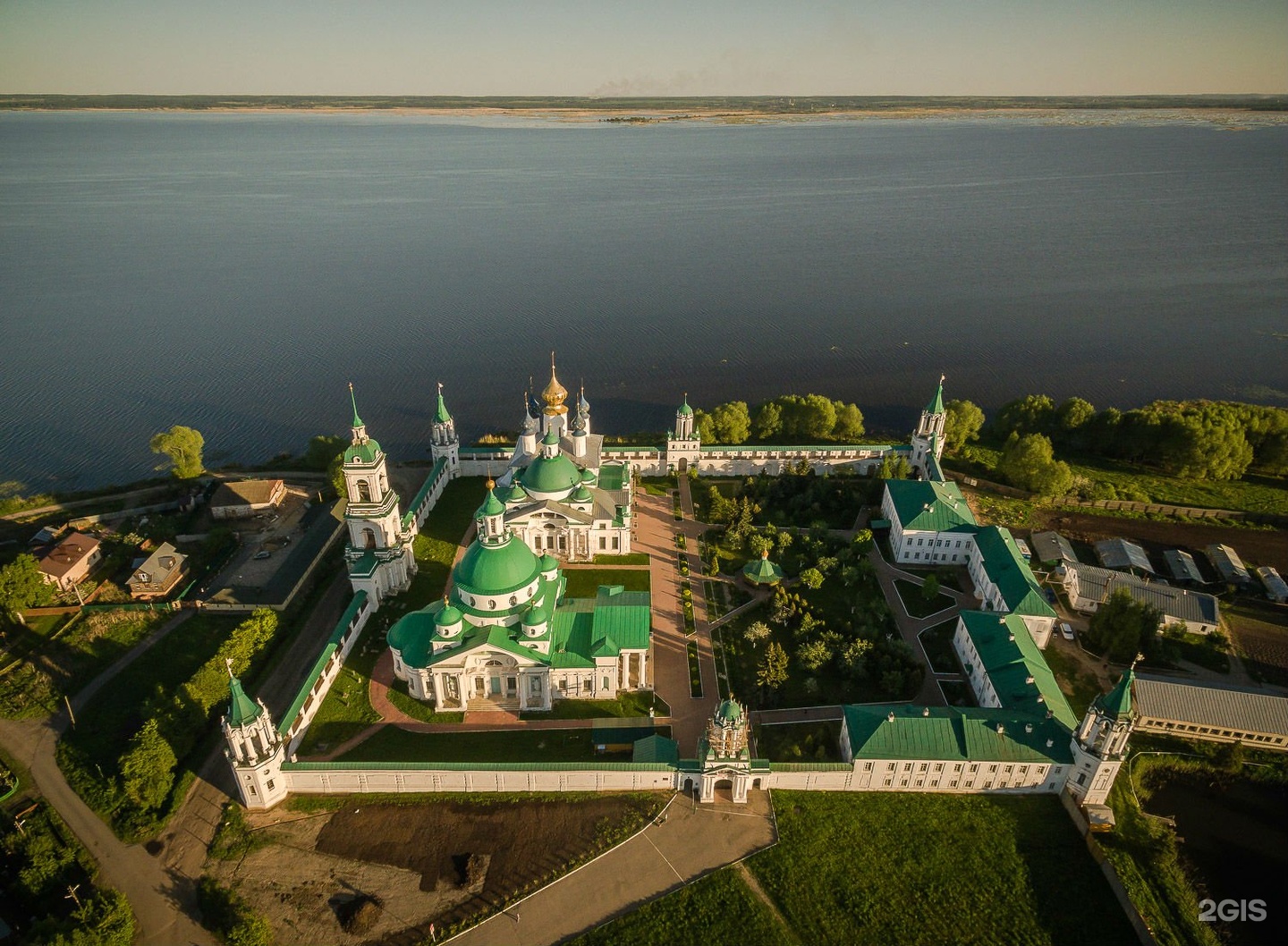 Спасо-Яковлевский монастырь в Ростове Великом