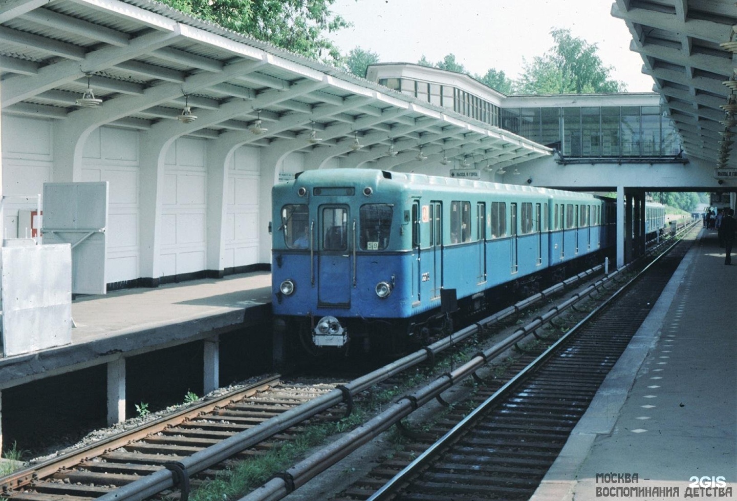 Метро студенческая. Станция метро Студенческая.