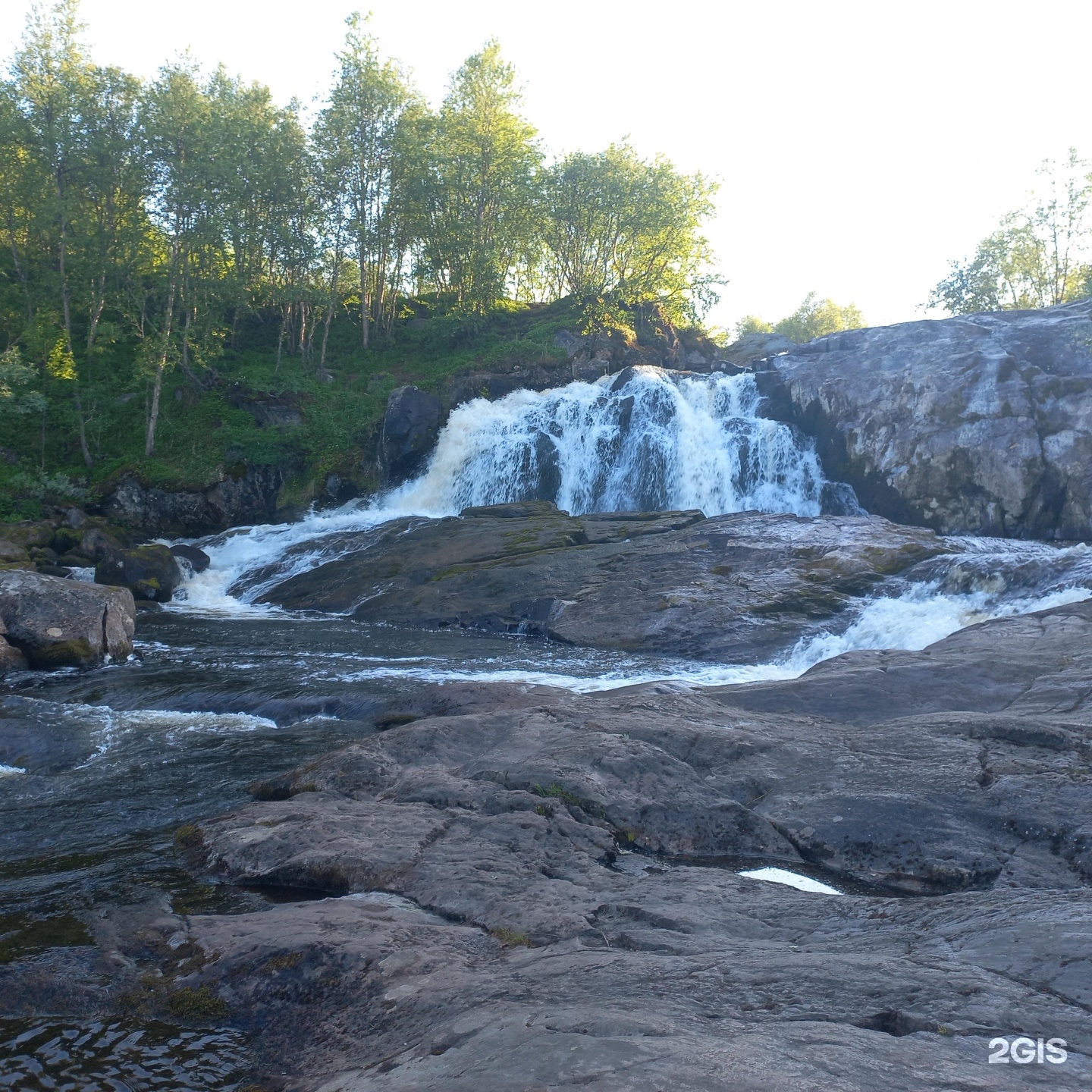 Мурманская область река лавна. Лавнинский водопад Мурманск. Водопад на реке Лавна Мурманск. Водопад на реке Лавна. Титовский водопад Мурманская область на карте.