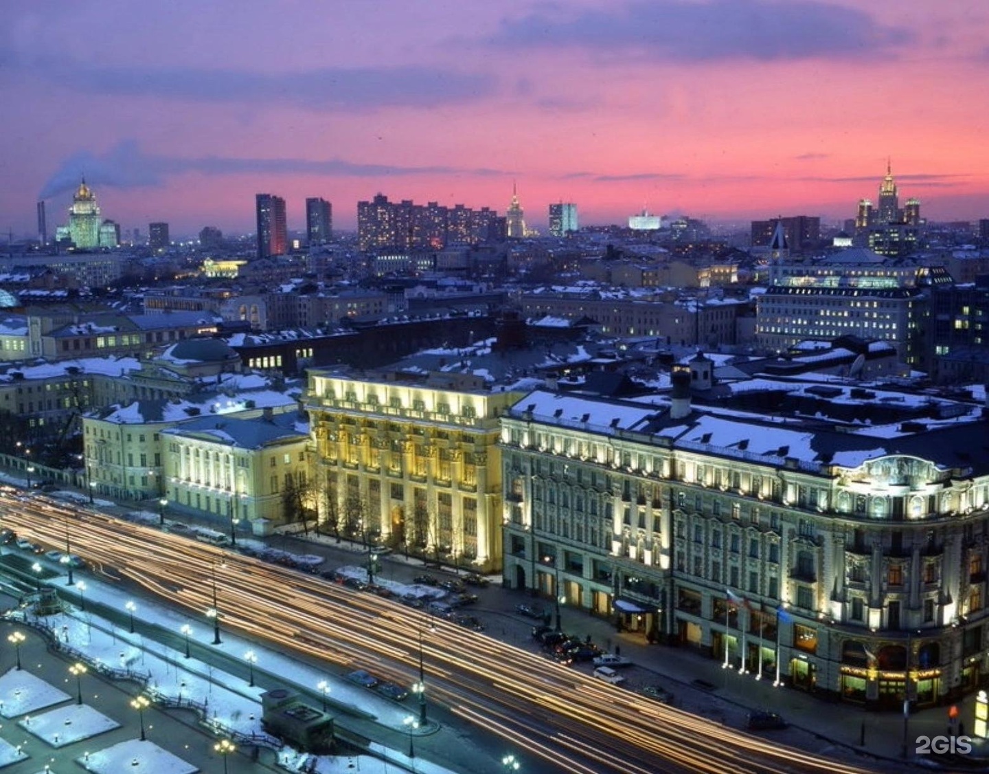 Моховая улица москва. Манежная площадь Санкт-Петербург вид сверху. Манежная улица. Пушкинская площадь вид на Манежную. Сенная площадь и Манежная площадь.