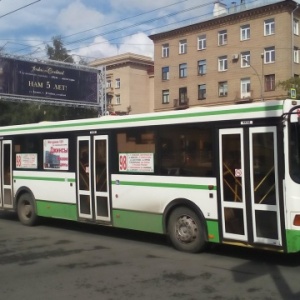 28 автобус новосибирск маршрут остановки. 98 Автобус Новосибирск. 96 Автобус Новосибирск. 28 Автобус Новосибирск. Автобусы 96,98.
