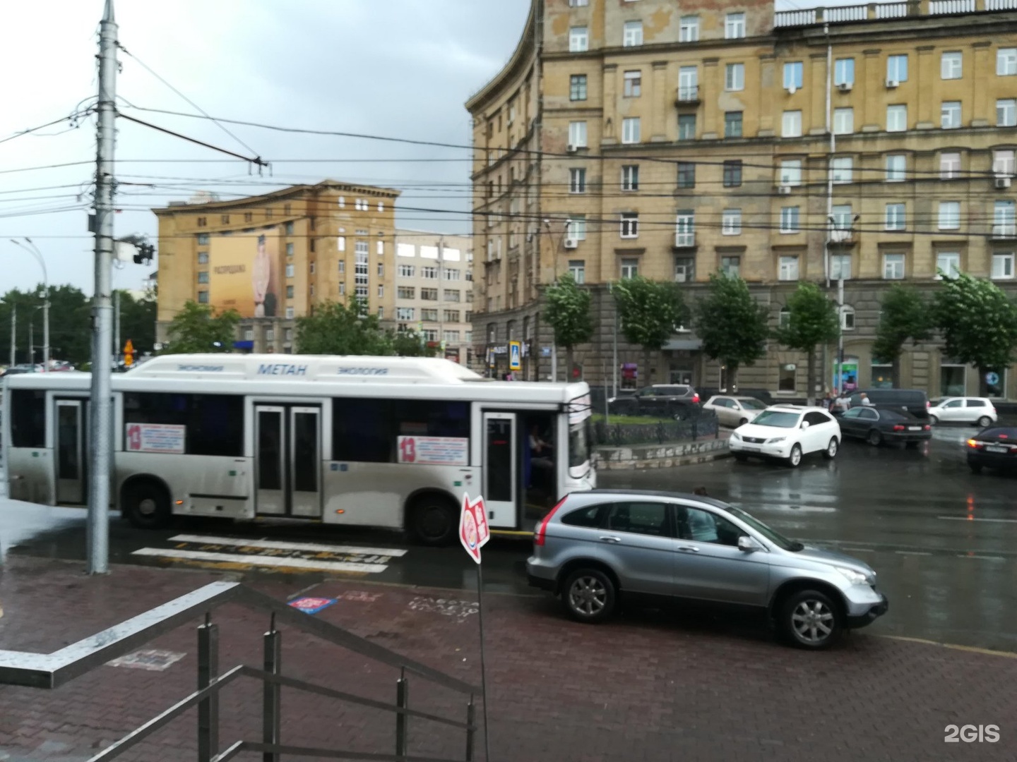 Автобус 13 выборг. 13 Автобус Новосибирск. Маршрут 13 автобуса Новосибирск. Автобус 13 Новосибирск к671нс.