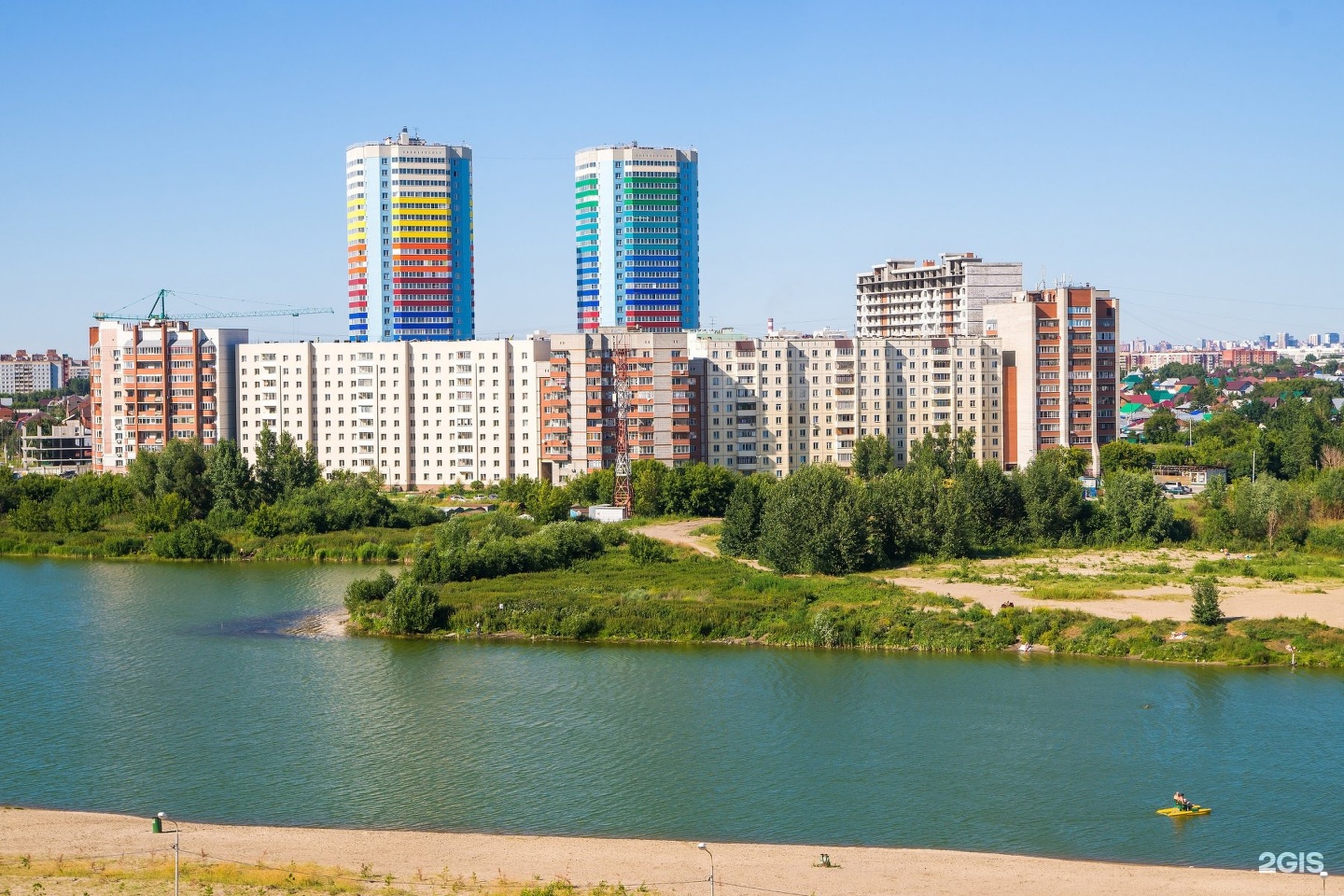 Озеро на юго-западном новосибирск. Юго запад отдых. Амфитеатр ландшафтный парк южное бутово. Ландшафтном парке «южное бутово». Беседки на юго западном новосибирск.