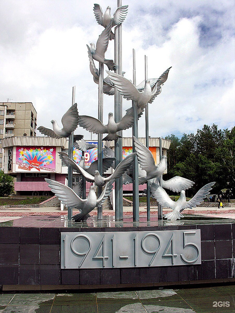 памятник голубке уинки в лондоне