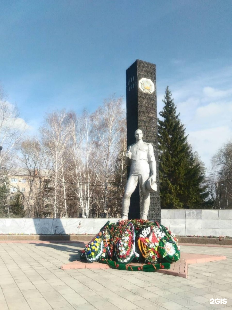 Победа копейск. Монумент Победы Копейск. Памятник Фантомасу Копейск. Копейск, памятник Победы. Монумент Победы Копейск 1960.