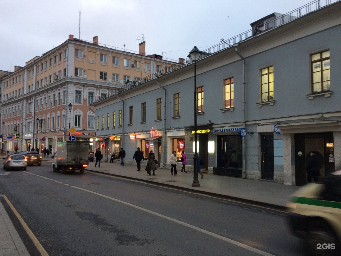 Улица маросейка. Улица Маросейка Москва. Москва, ул. Маросейка 6/8. Улица Маросейка дом 6 8. Большой Спасоглинищевский переулок 6/1 Москва.