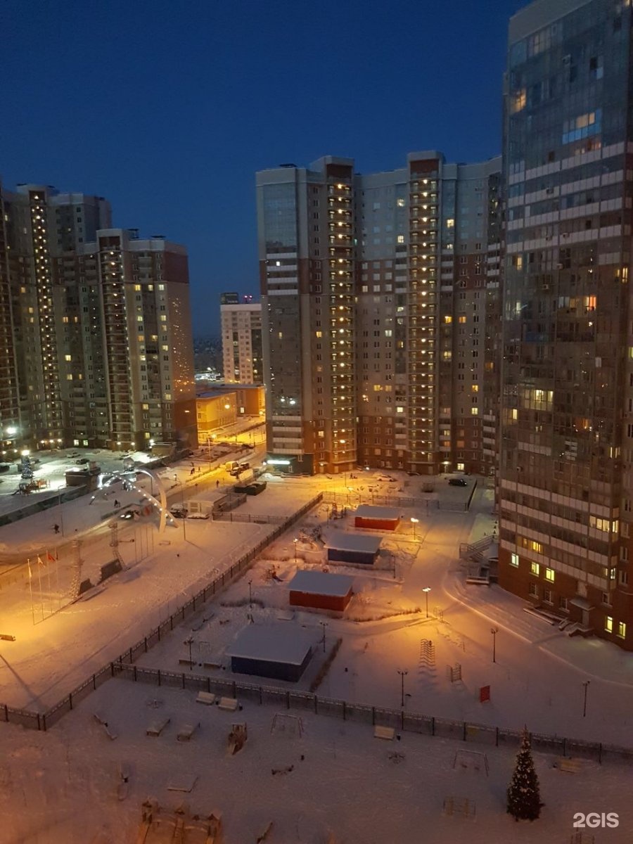 Бульвар космонавтов. Бульвар Космонавтов Красногорск. Бульвар Космонавтов 7 Красногорск. Бульвар Космонавтов 12 Дзержинск. Дзержинск арки на бульваре Космонавтов.