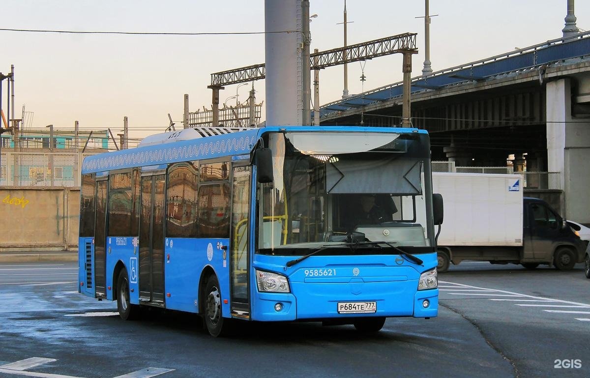 Автобус 72 водный стадион. Автобус с810. Маршрутка 72. Автобус с810 Москва. ЛИАЗ 4292 С квадратными фарами.