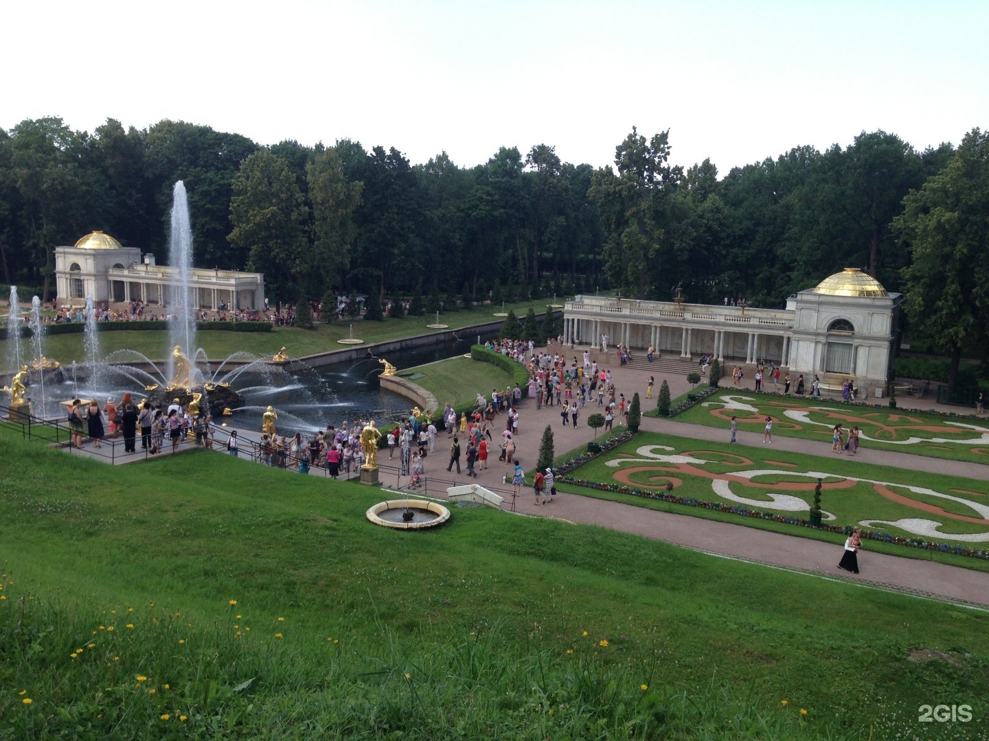 Фото нижнего парка в петергофе