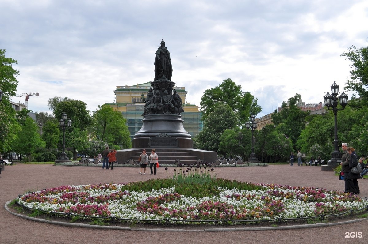 Багратионовский сквер в санкт петербурге фото