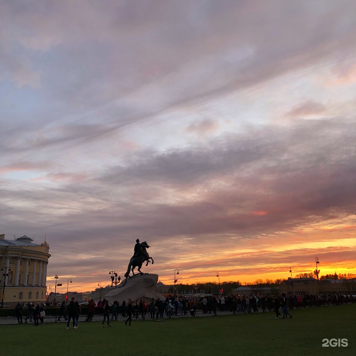 Сенатская площадь в питере. Сенатская площадь Санкт-Петербург. Сенатская площадь Санкт-Петербург сверху. Белград Сенатская площадь. Сенатская площадь Санкт-Петербург 23 января.