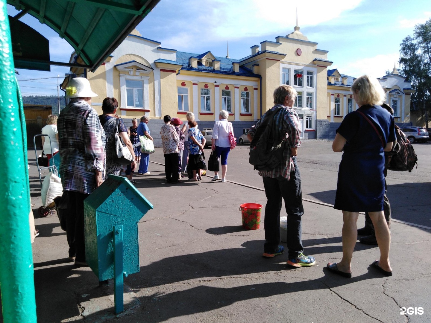 Погода братске краснодарский край. Поселок Осиновка Братск. Церковь Осиновка Братск. Братск музеи Осиновка. Станция Осиновка Братск.