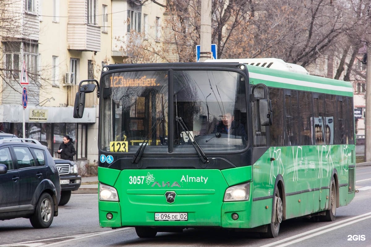 123 автобус казань. Автобус 123. Автобус 123 Санкт-Петербург. Автобус 123 Москва. 123 Автобус маршрут.
