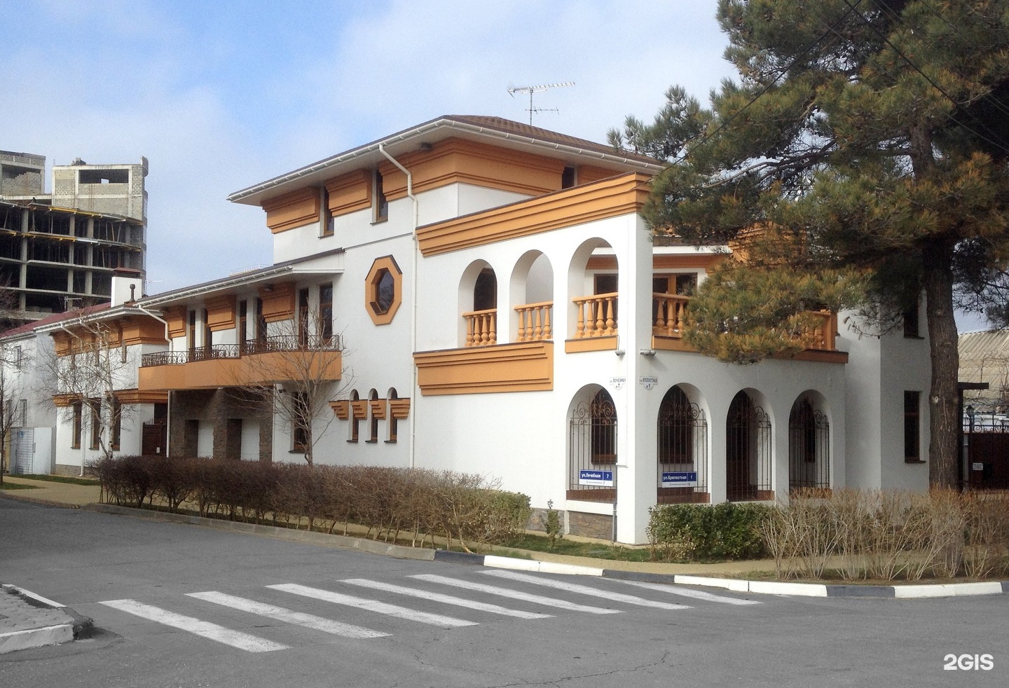 Архитектура анапа. Анапа архитектура. Архитектор Анапа. Анапа архитектура Азарян. Архитектура Витязево.