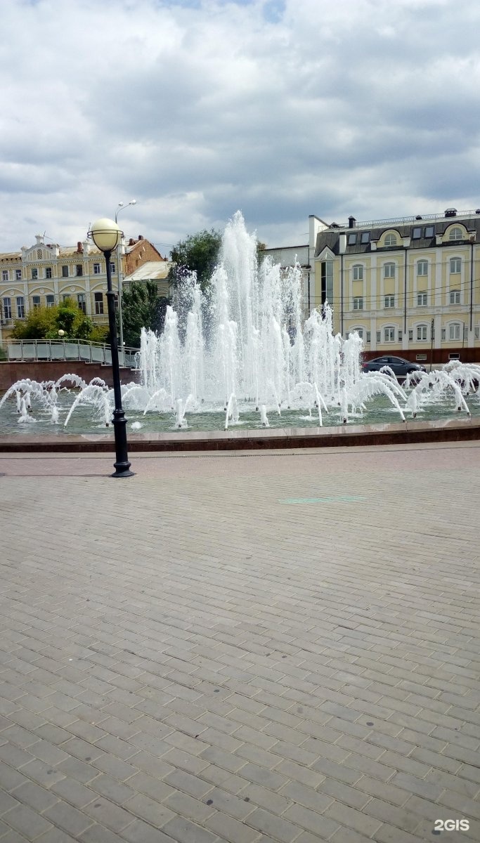 Петровский фонтан астрахань квартал коса фото Петровский фонтан, Астрахань - 2ГИС