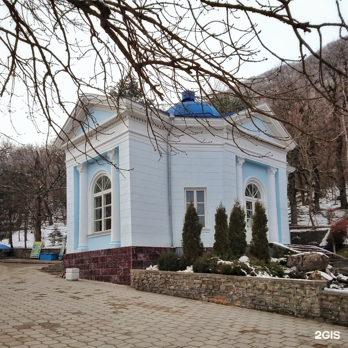 Бювет в железноводске. Славяновский бювет Железноводск. Лермонтовский бювет в Железноводске. Смирновский бювет Железноводск. Славяновский источник в Железноводске.