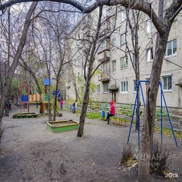 Стрелочников 33 1. Стрелочников 33/1 Екатеринбург. Стрелочников 33/2 Екатеринбург. Стрелочников 1 Екатеринбург. Стрелочников 2 Екатеринбург