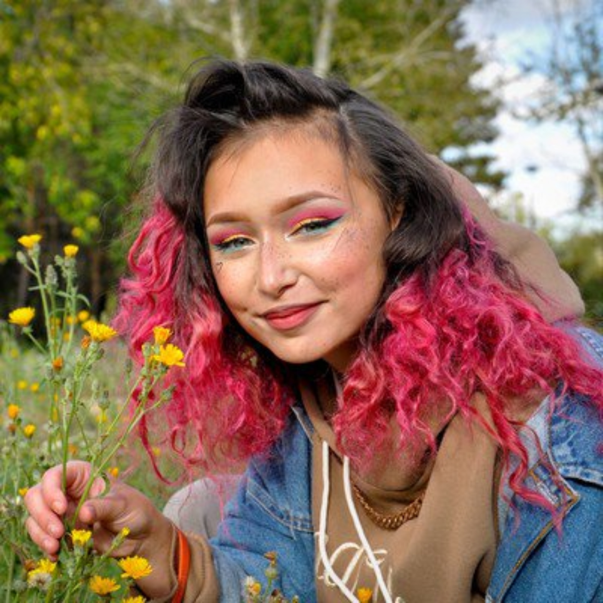 Анилингусты қалай суретке түсіруге болады Гинеколог креслосындағы бұйра шашты қыз секс видео