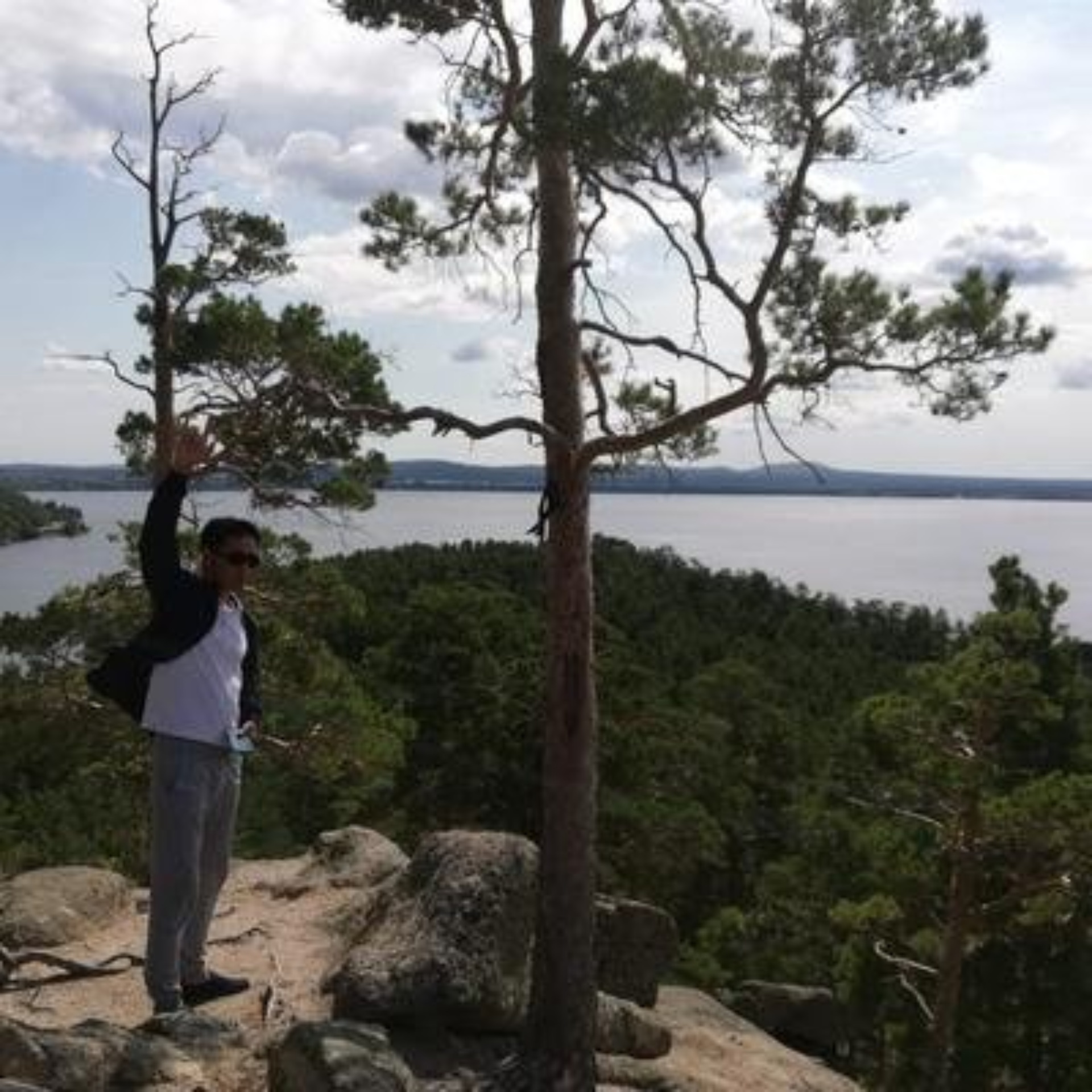 Әйелі трахается в шеңбер порно