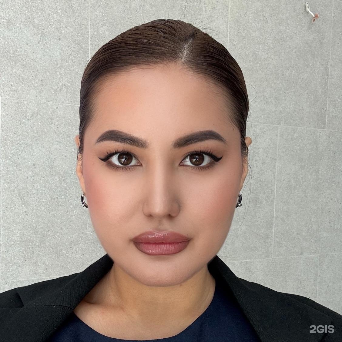 БДСМ құлдарын үйрету туралы бейне Әнші Нюша және оның кисы