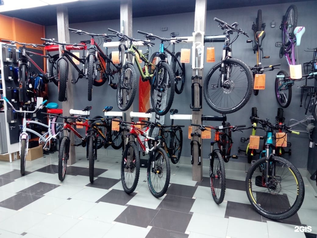 Новая атлетика. Склады спортинвентаря в омске. Магазин новая атлетика омск. Велосипедный магазин. Новая атлетика.