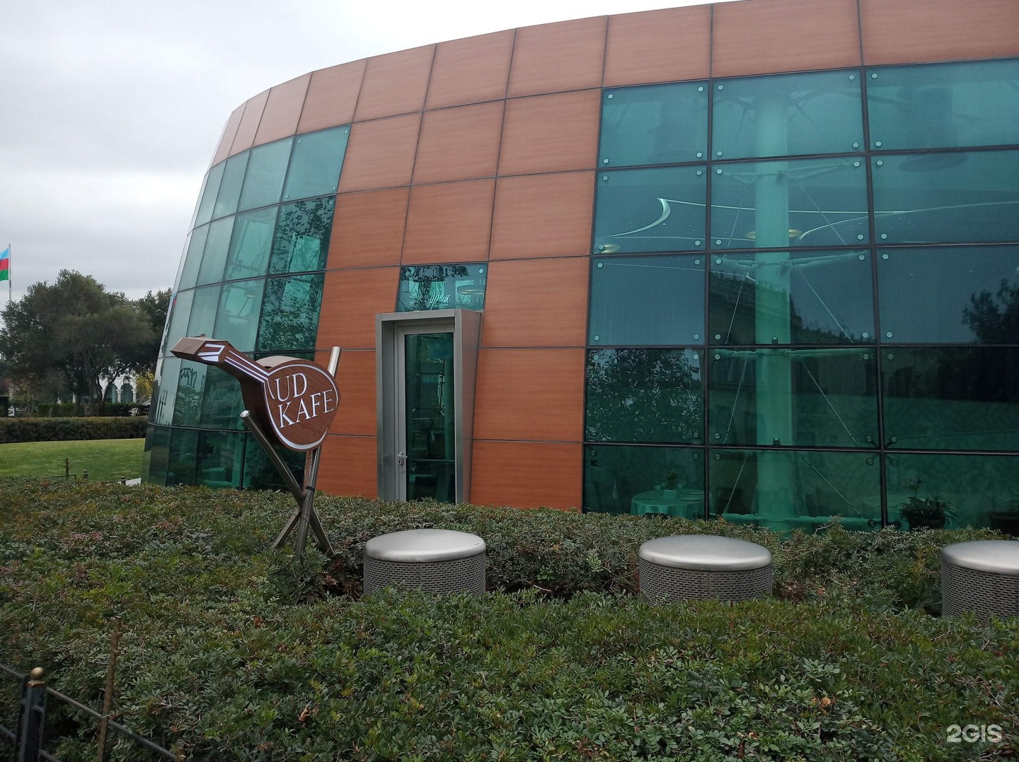 Ud, kafe, Muğam Mərkəzi, Neftçilər prospekti, 9/4, Bakı — 2GIS