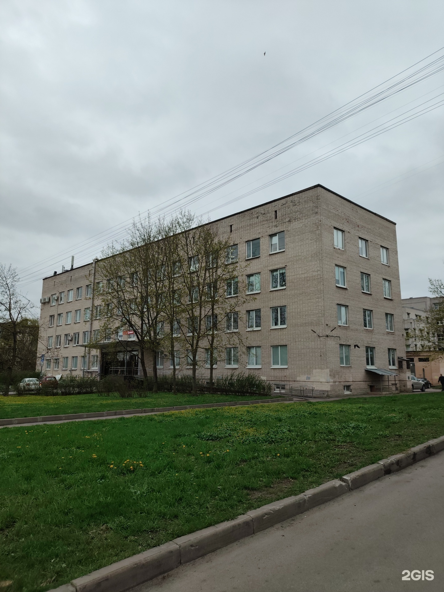 Специалисты городской поликлиники № 60 Пушкинского района в Санкт-Петербурге на 