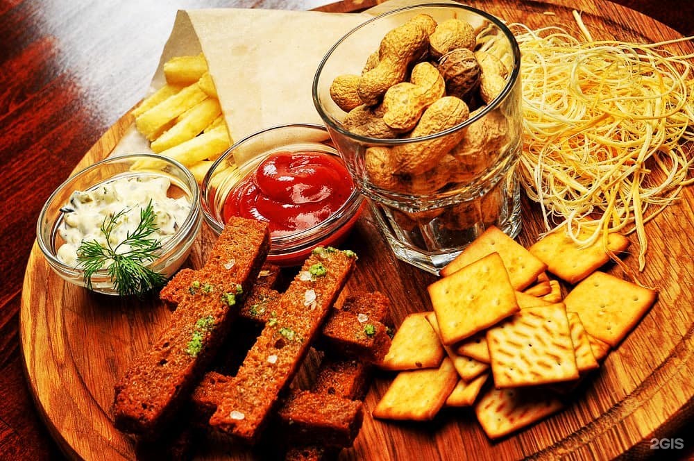 фк бавария 2022. пиво бавария акция. бавария часы работы. часы bayern макет. церковь святого мартина (ландсхут).