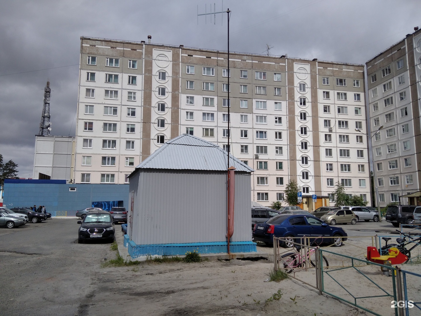 Ул дружбы народов 8. Когалым улица дружбы народов. Дружбы народов 26 Когалым. Дружбы народов 10 Когалым. Улица дружбы народов 12.