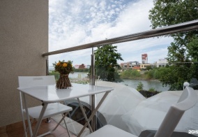 Апартаменты Red Apartments в Сириусе