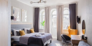 Санкт-Петербург: Отель Lopatin Невский 100