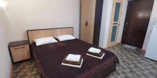 Геленджик: Коттедж Соня